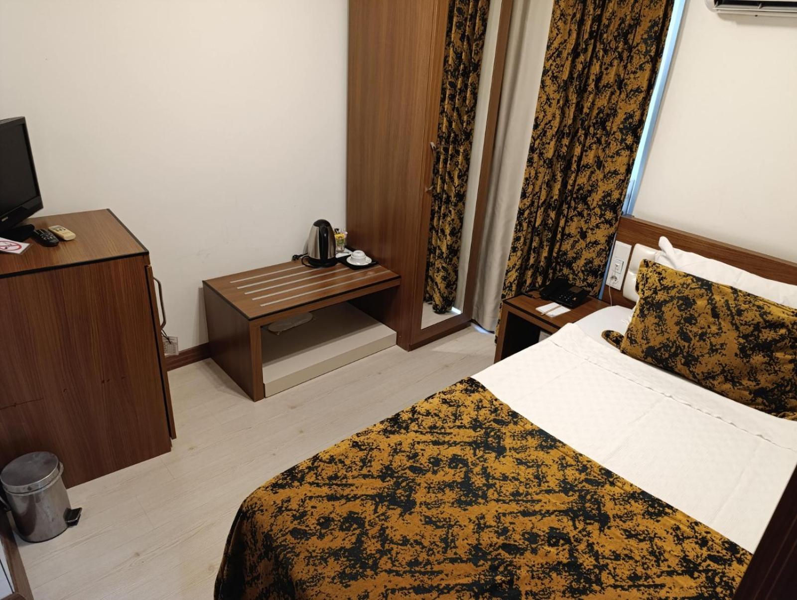 เดอะ คอร์เนอร์ พาร์ค โฮเต็ล Hotel อันตัลยา ภายนอก รูปภาพ